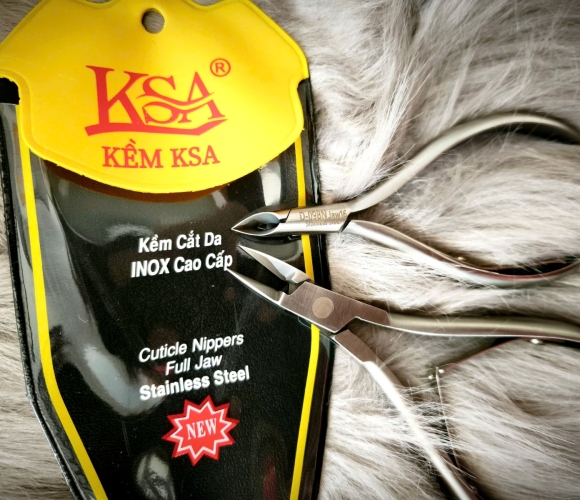 Nên mua kềm nail 1 chống hay kềm 2 chống?